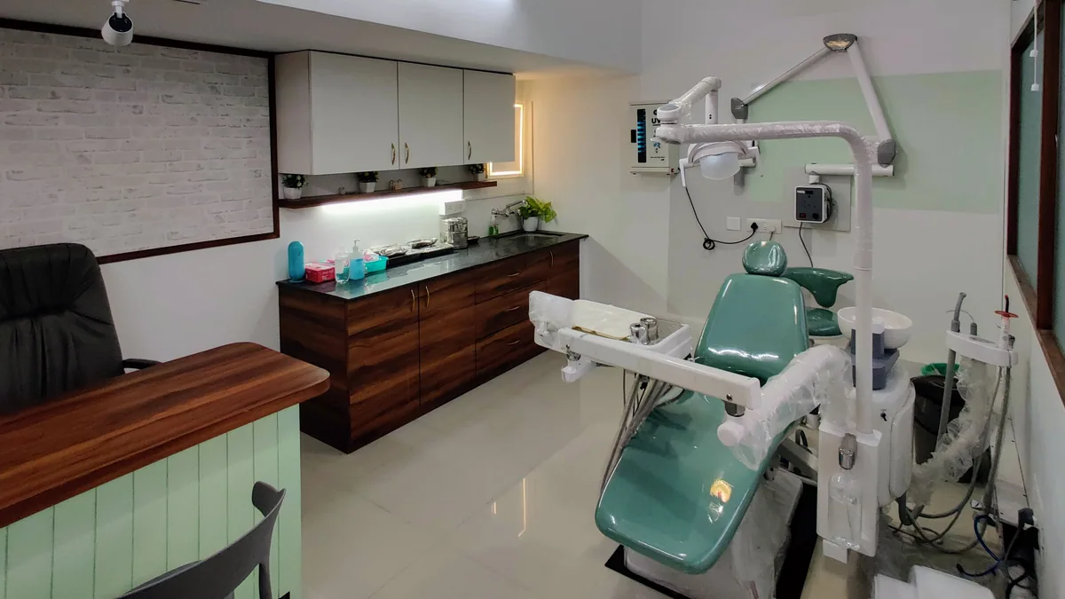 Sterile & Ergonomic Dental Chair